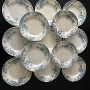 13 deep plates Terre de fer Cyclamens Louis Graves