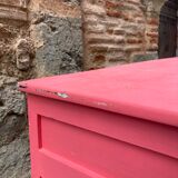 Pink Parisian buffet