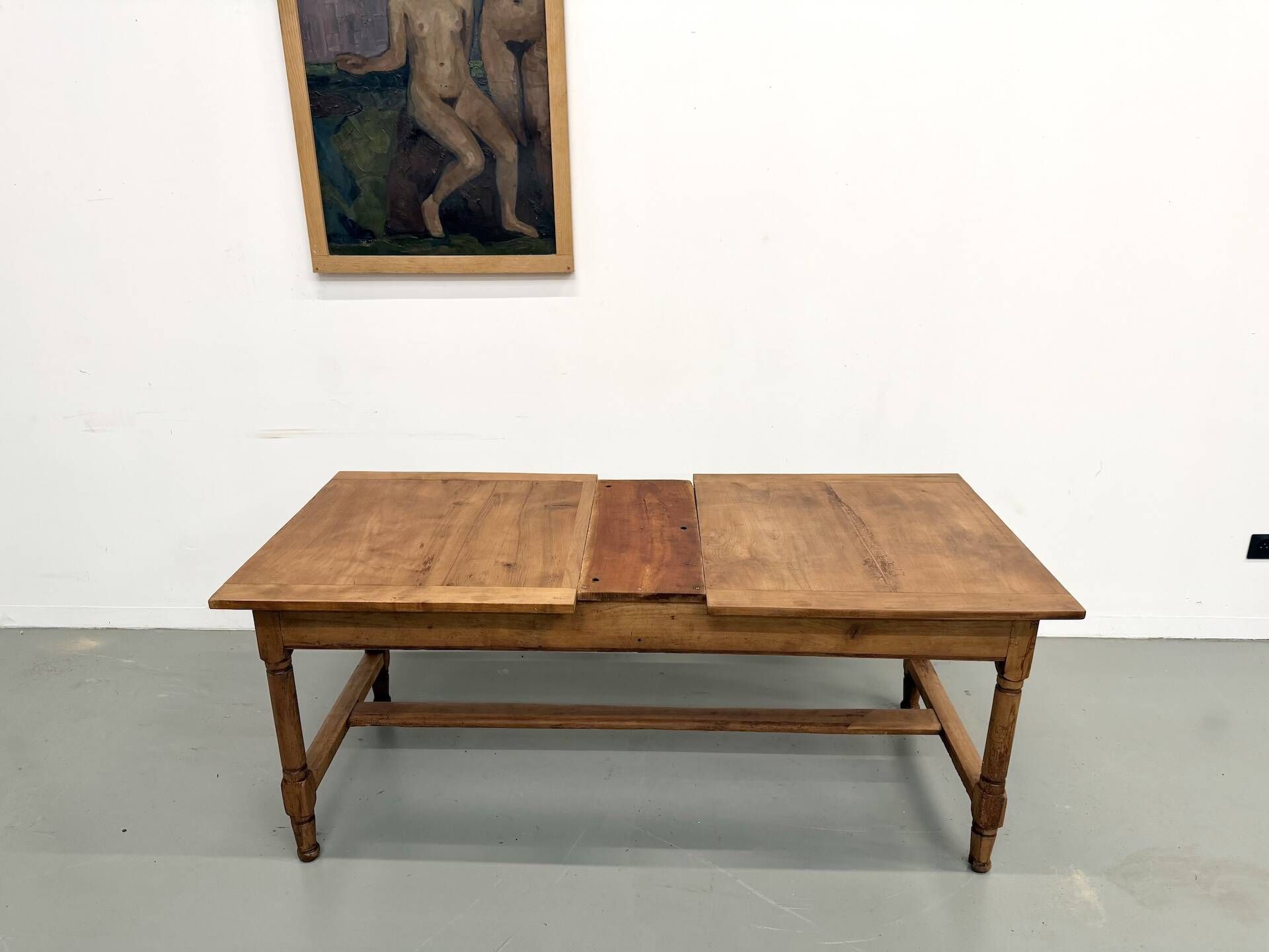Large extendable farmhouse table in solid cherry wood - 1900s