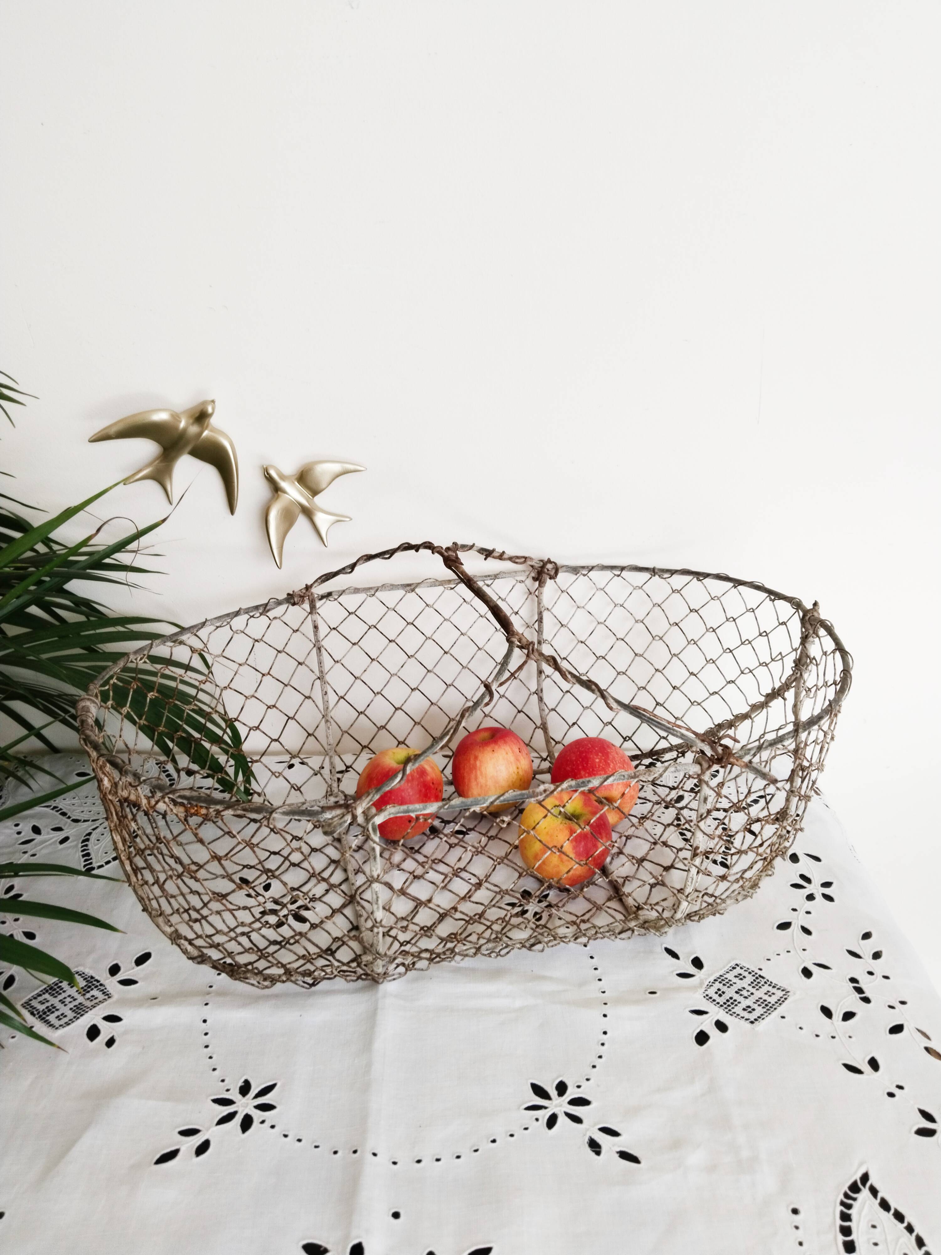Salad basket, egg basket, vegetable basket, mesh wire basket