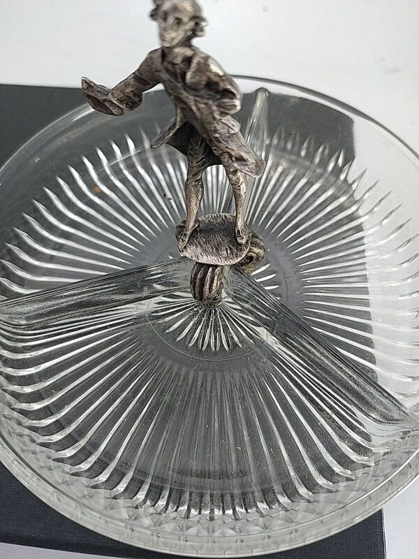 Anciens petits serviteurs en verre et étain .