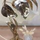Lampe fleur métal doré