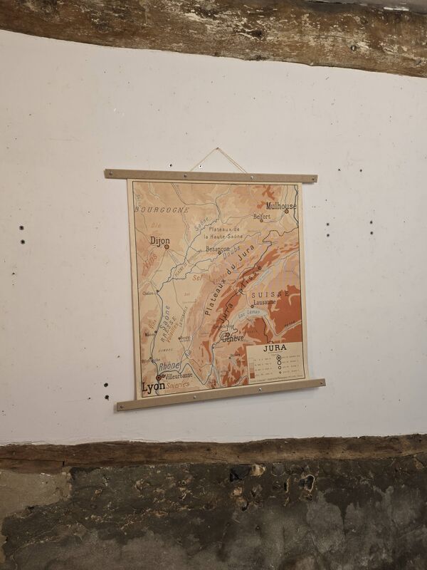 Carte de géographie carte d'école Jura et massif central