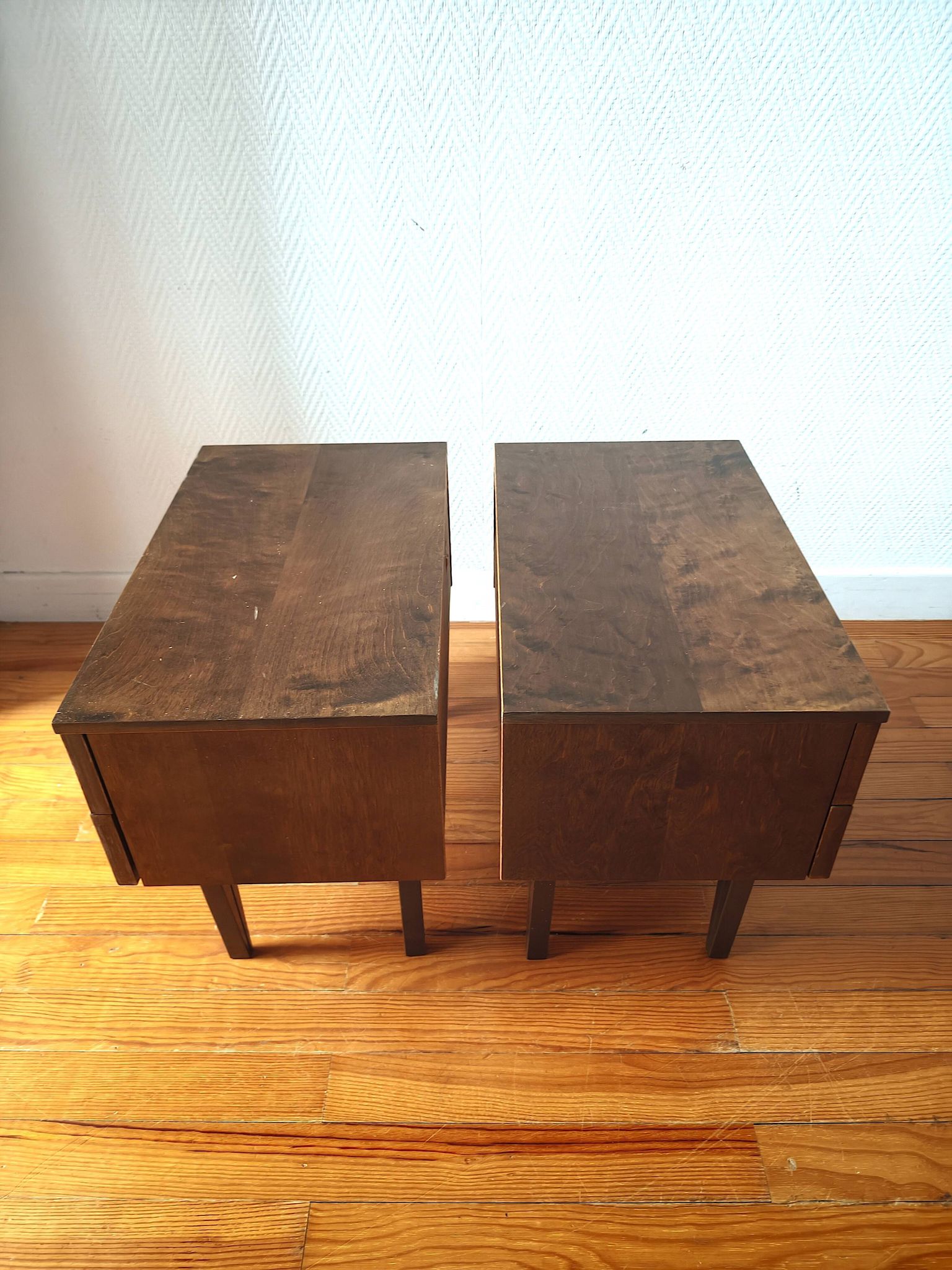 Pair of modernist bedside tables in veneered wood, 1950s-60s