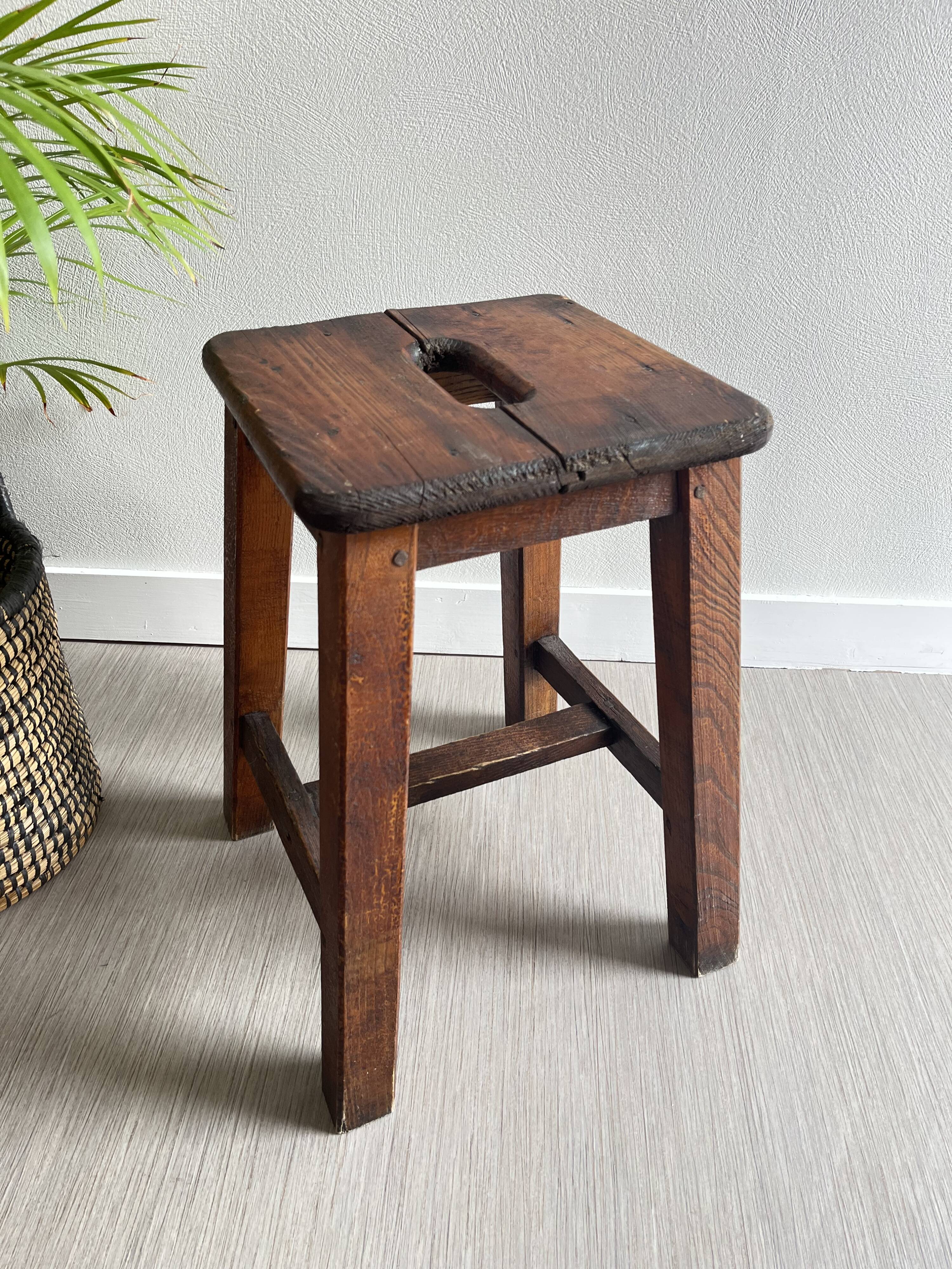 Tabouret d’atelier en bois