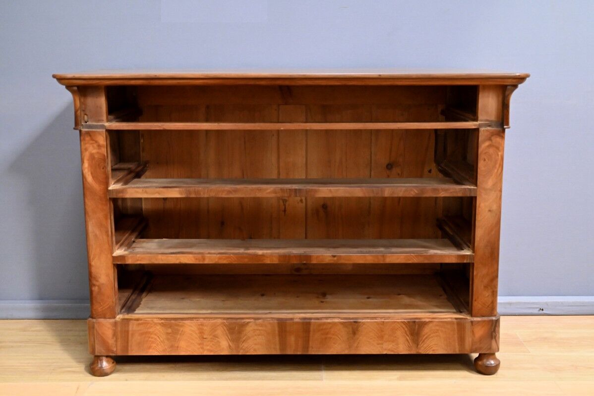 Walnut burl commode, Restoration period – early 19th century
