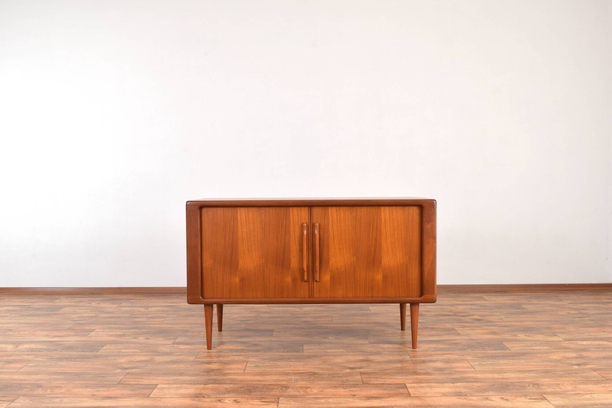 Mid-Century Danish Teak Sideboard from Dyrlund, 1960s.