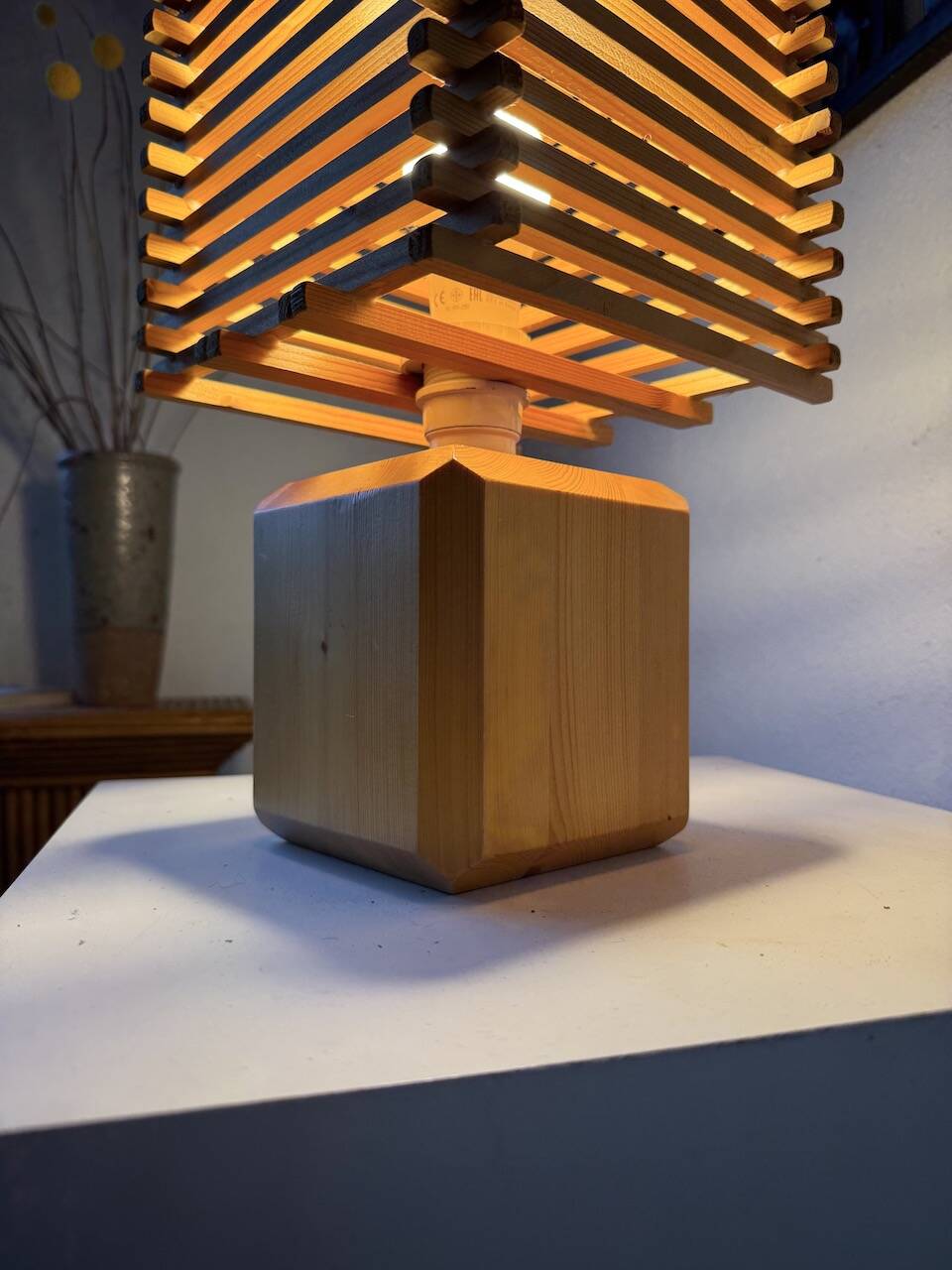 Constructivist wooden table lamp