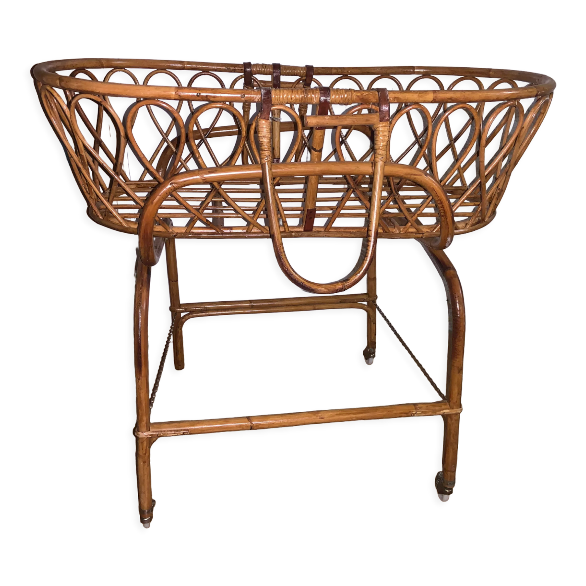 Rattan cradle