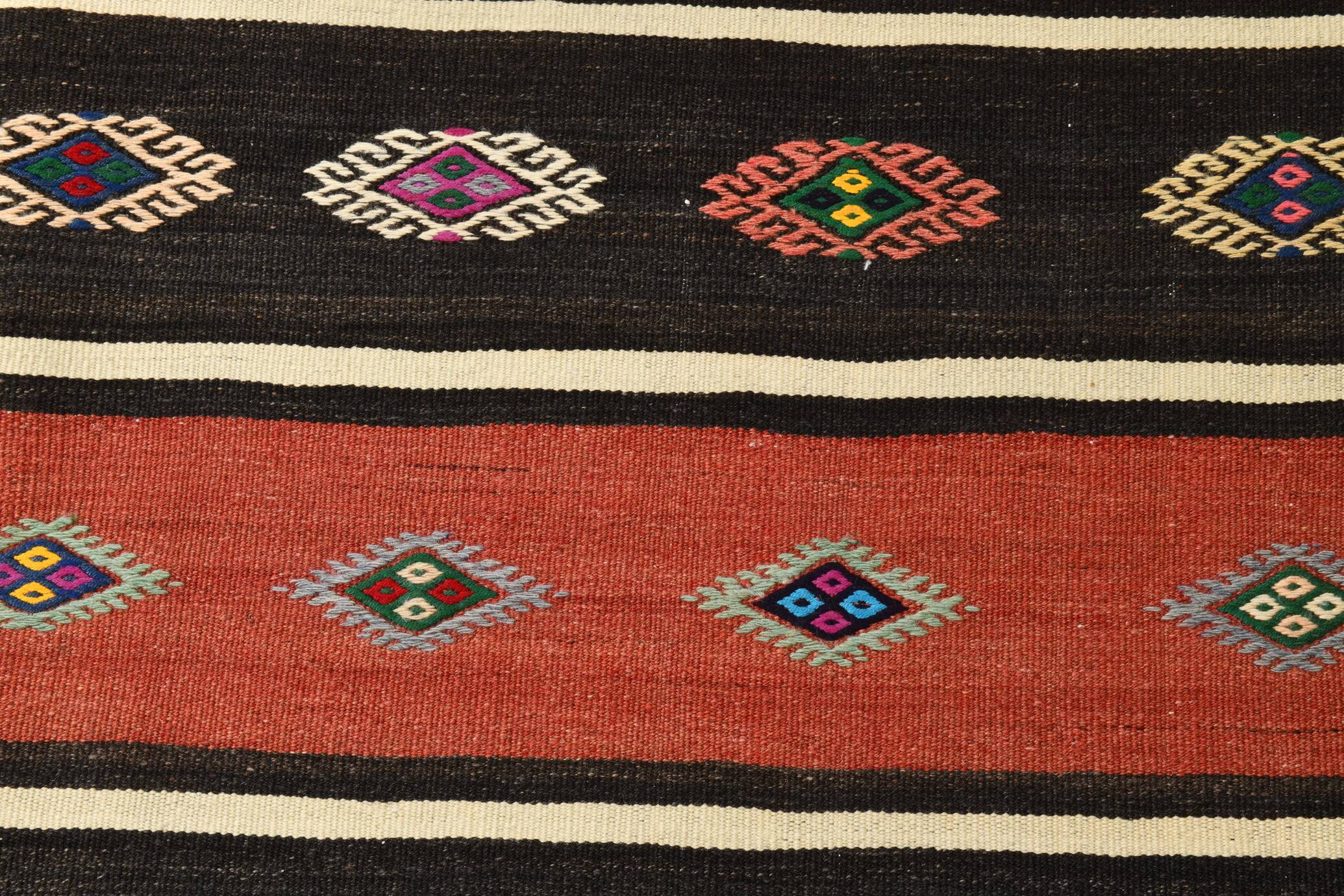 Vintage Wool Kilim Rug, 178x274 Cm