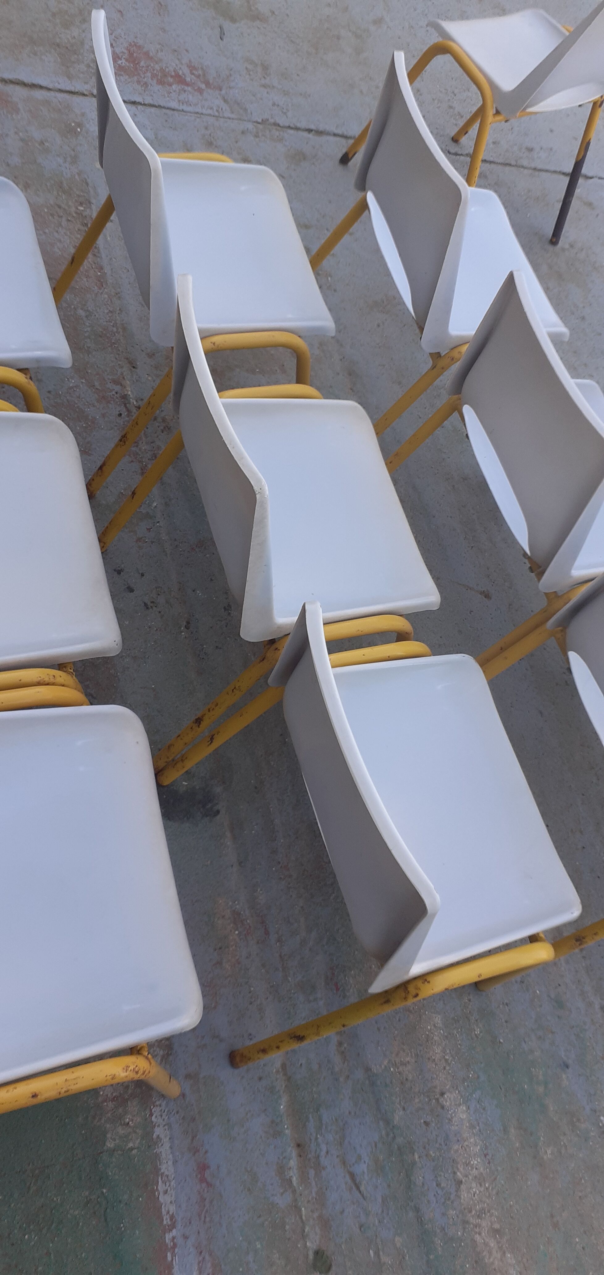 12 children's chairs school