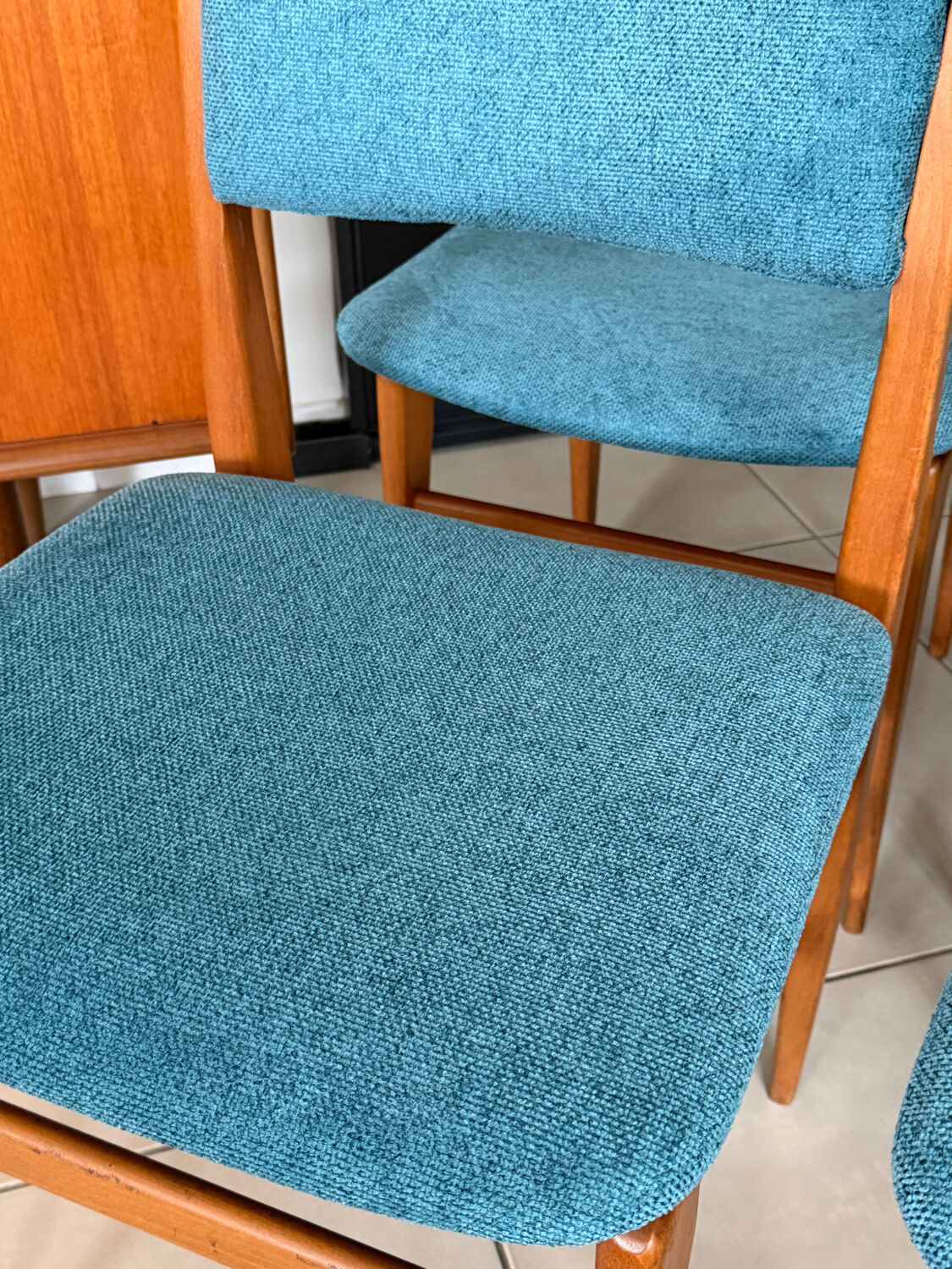 4 vintage Scandinavian style chairs