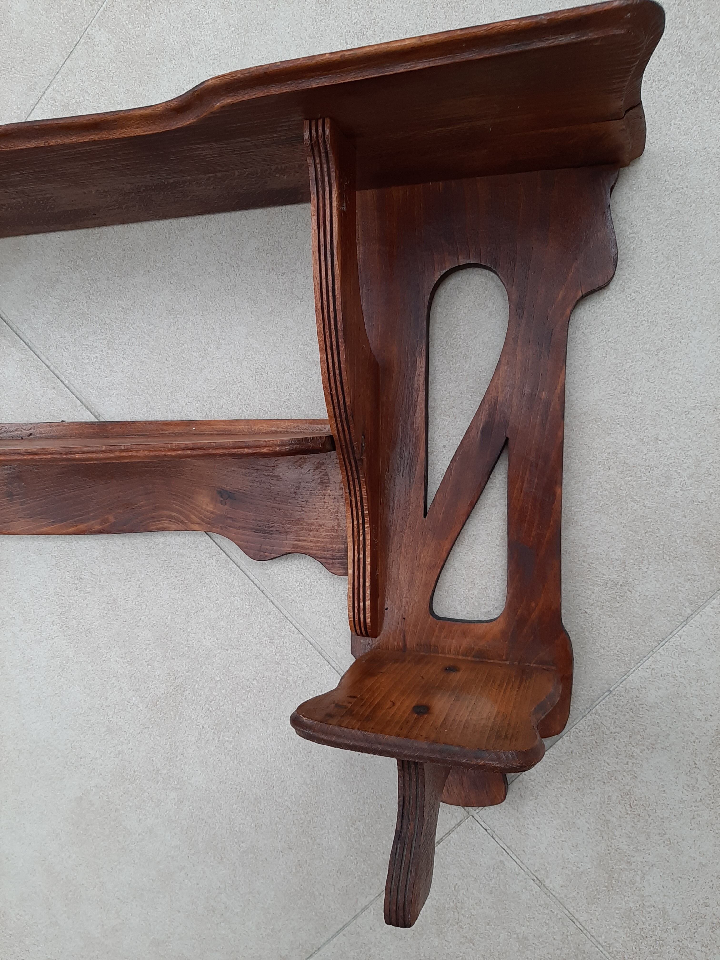 Art Nouveau-style wall shelf