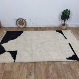 Moroccan wool rug 250cm x 150cm