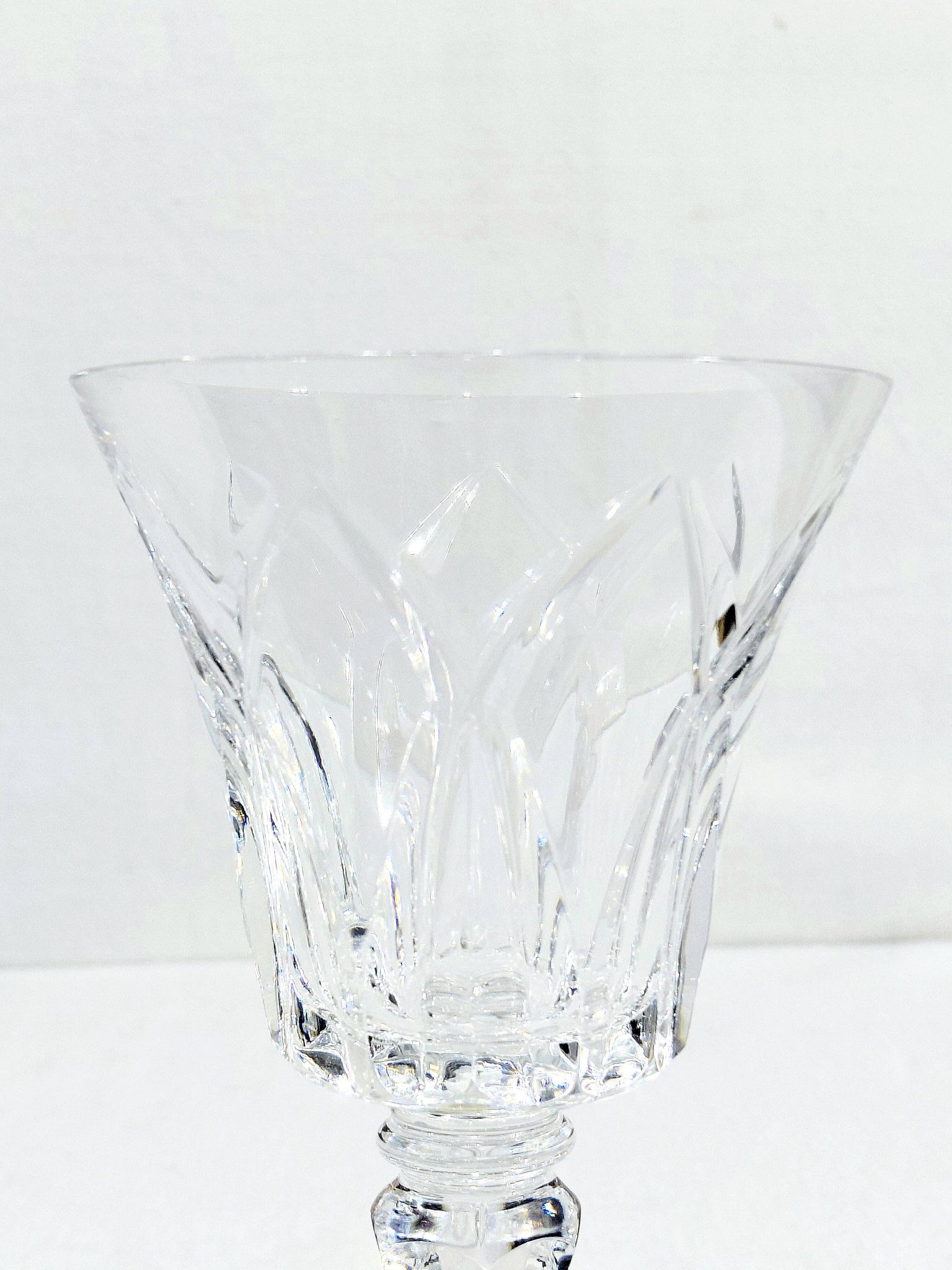 9 verres a vin rouge st louis modèle camargue