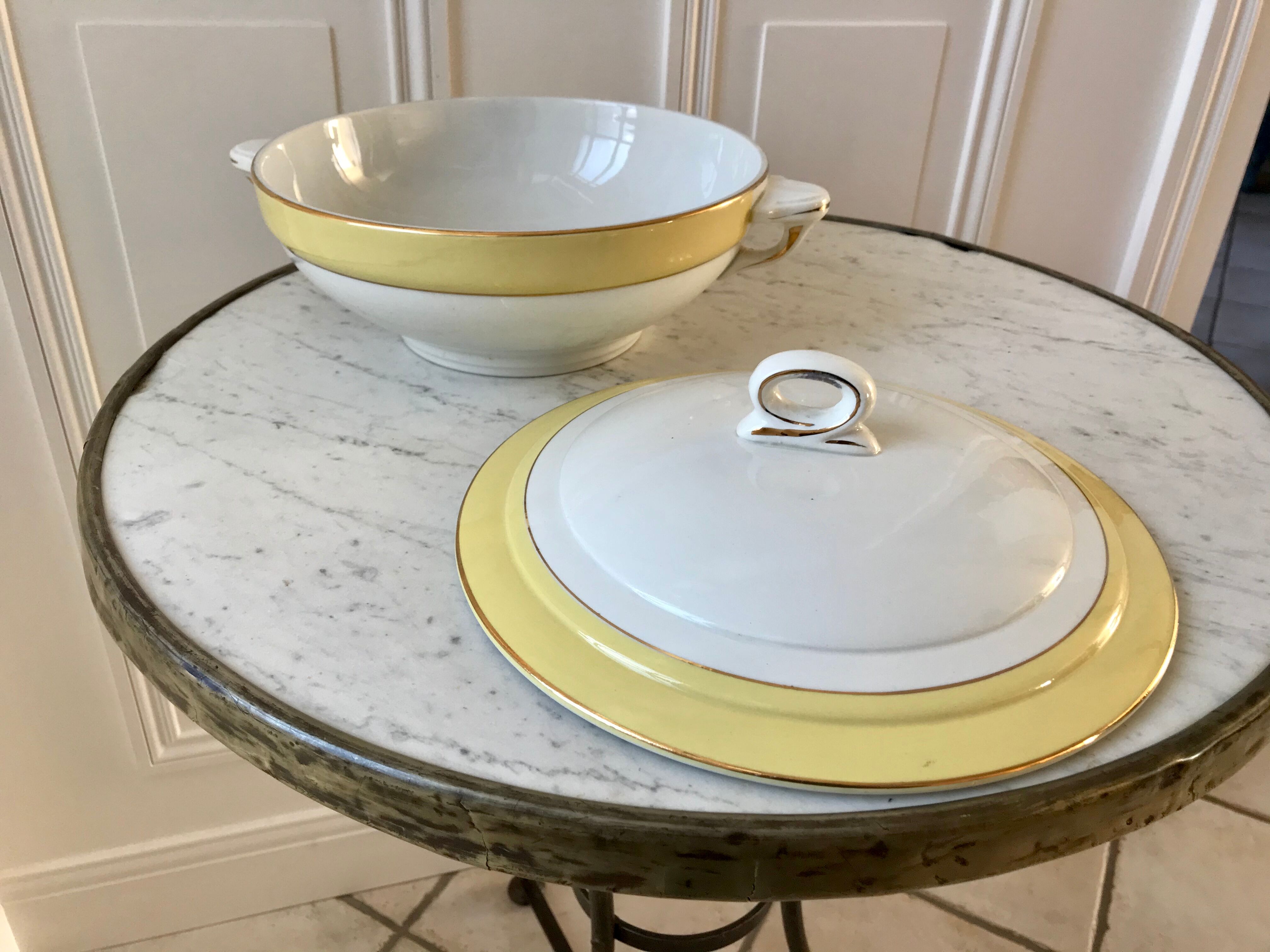 Tureen Moulin des Loups 60s yellow pastel chick