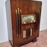 Radio cabinet from the 1940s