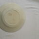 Assiette creuse en porcelaine opaque de Gien  Diam 21,5 cm