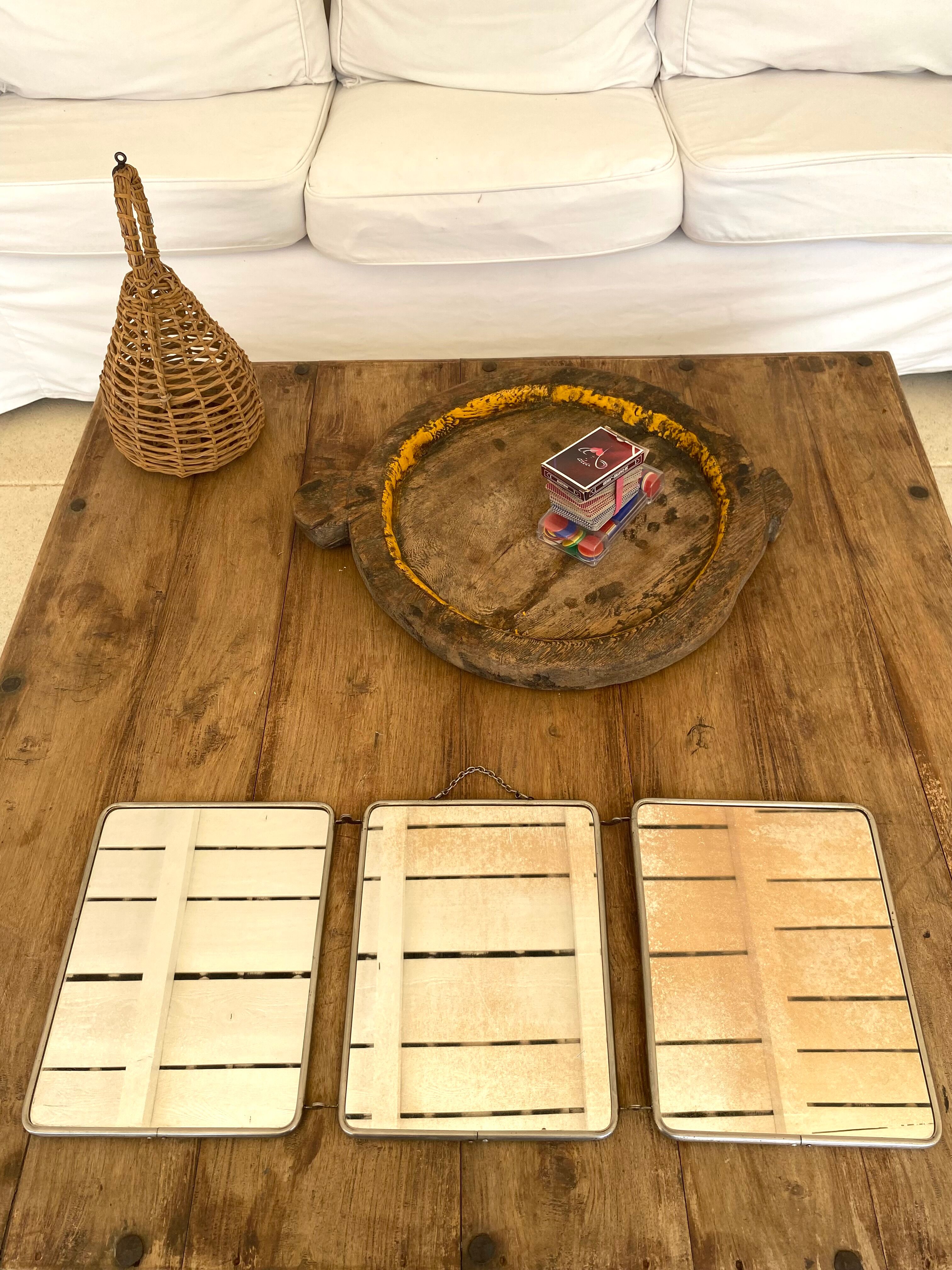 Barber's triptych mirror