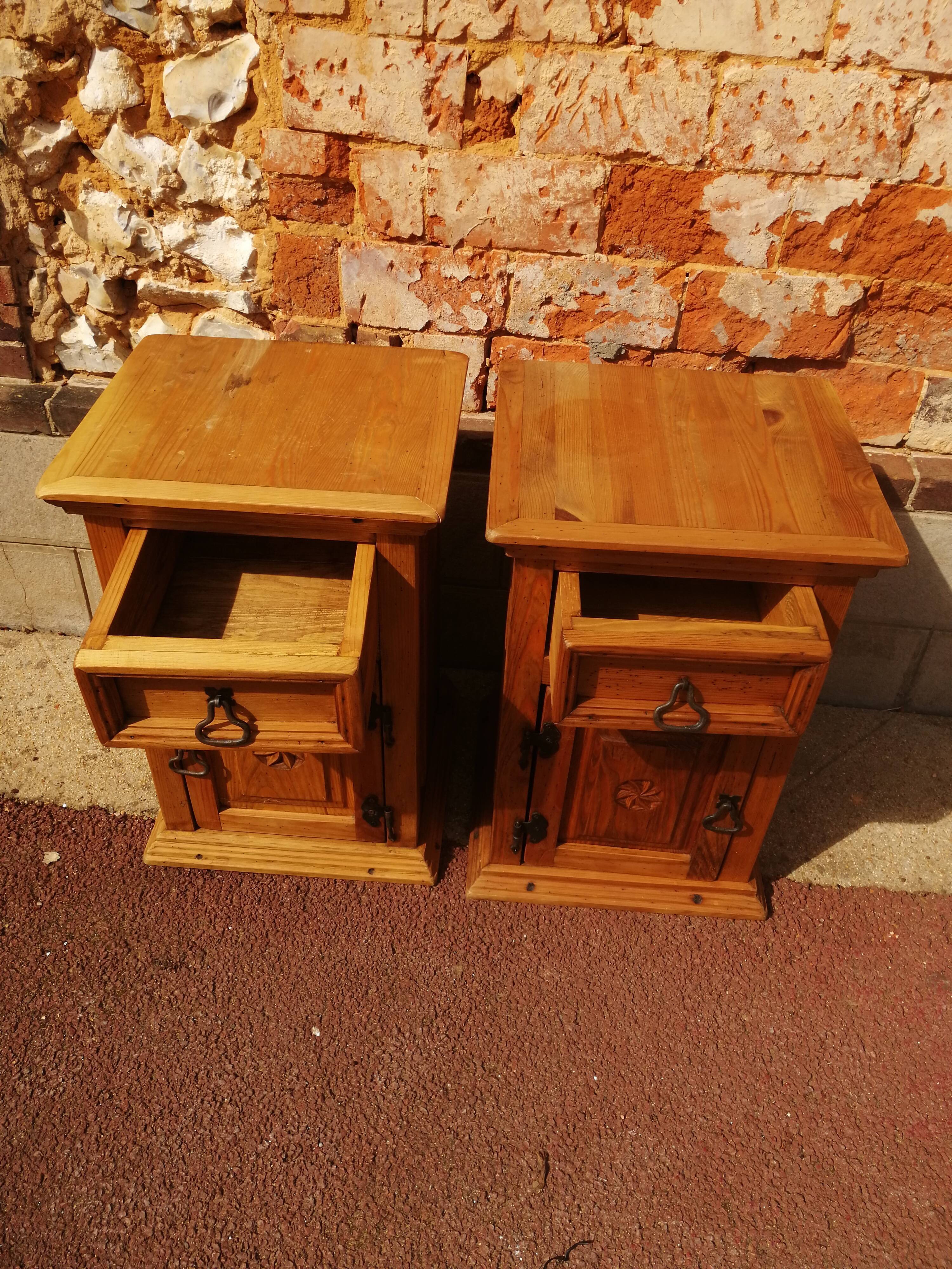 Pair of bedside tables