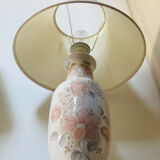 Asian lamps in earthenware from the 1970s/80s with handmade floral decoration.