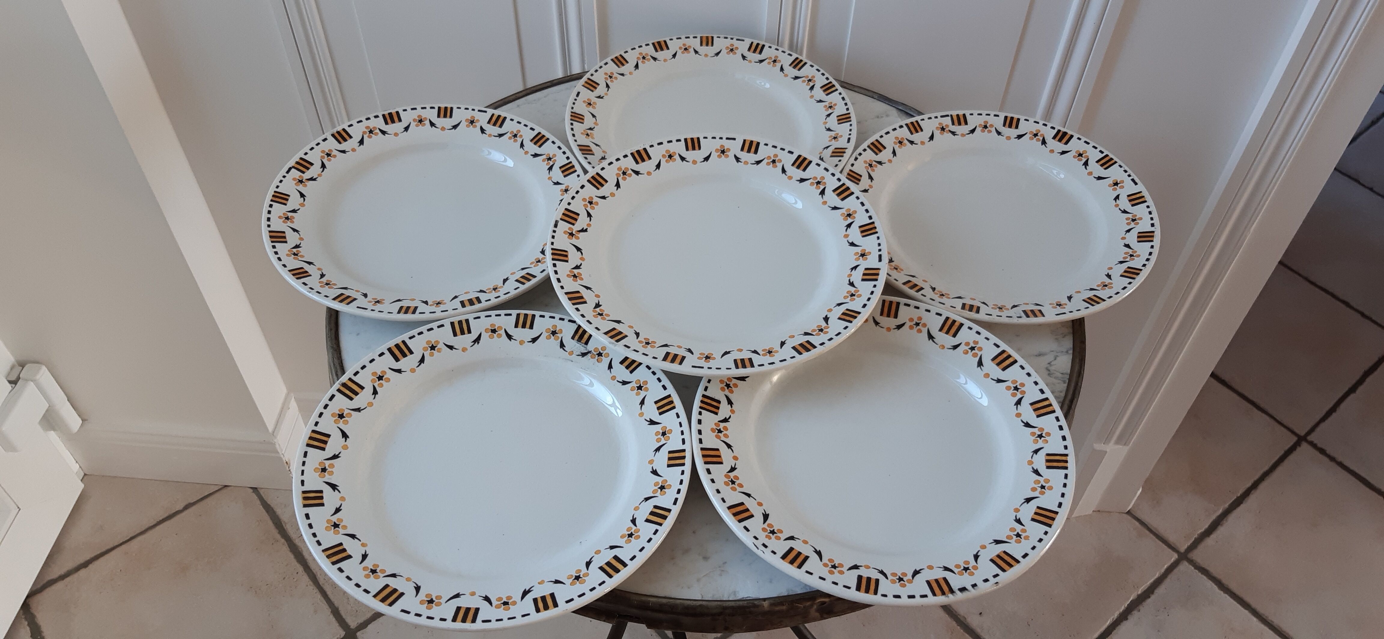 Set of 6 flat plates Gien early twentieth century