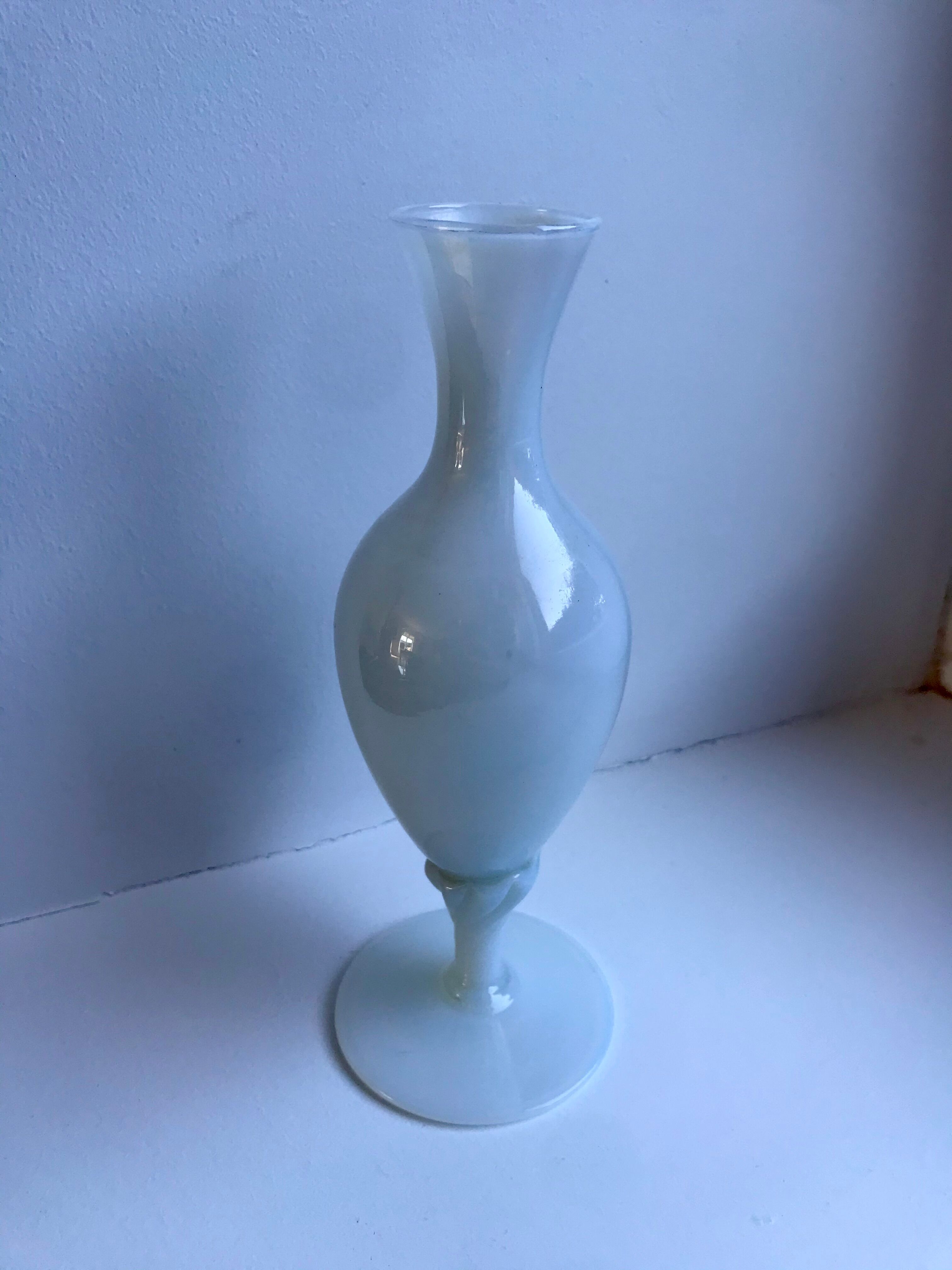 White opaline vase 20-30s