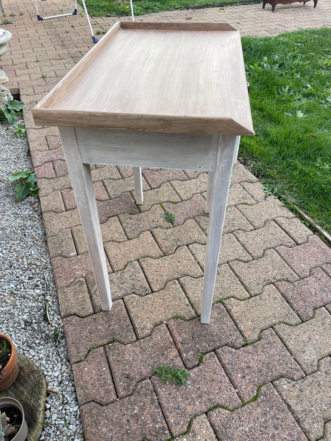 Side table or small dressing table