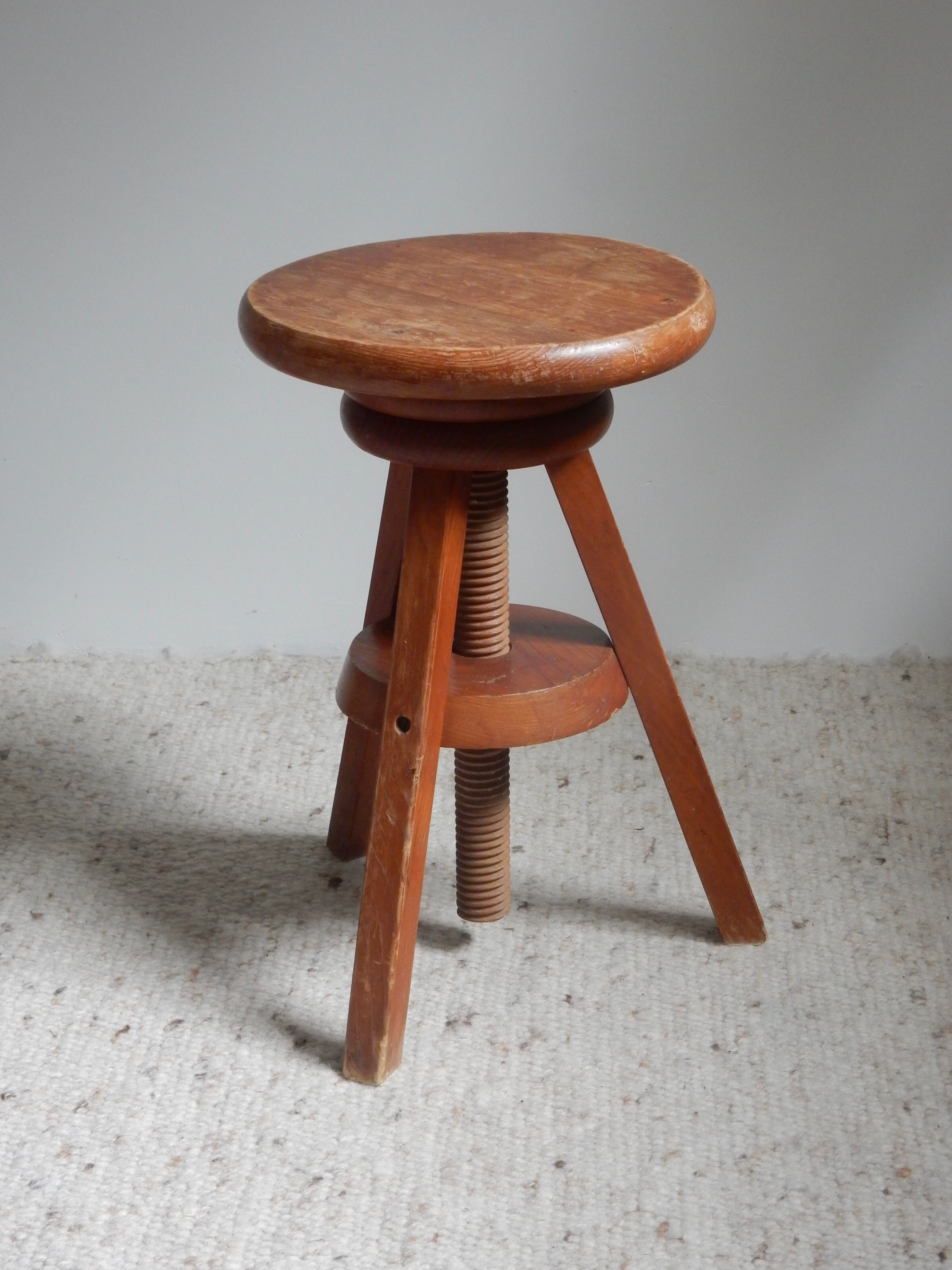 Wooden screw stool