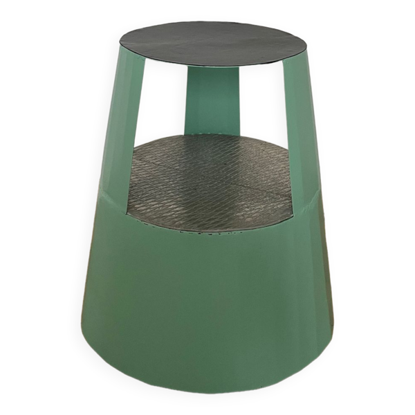 Ancien podium de cirque repeint Farrow And Ball