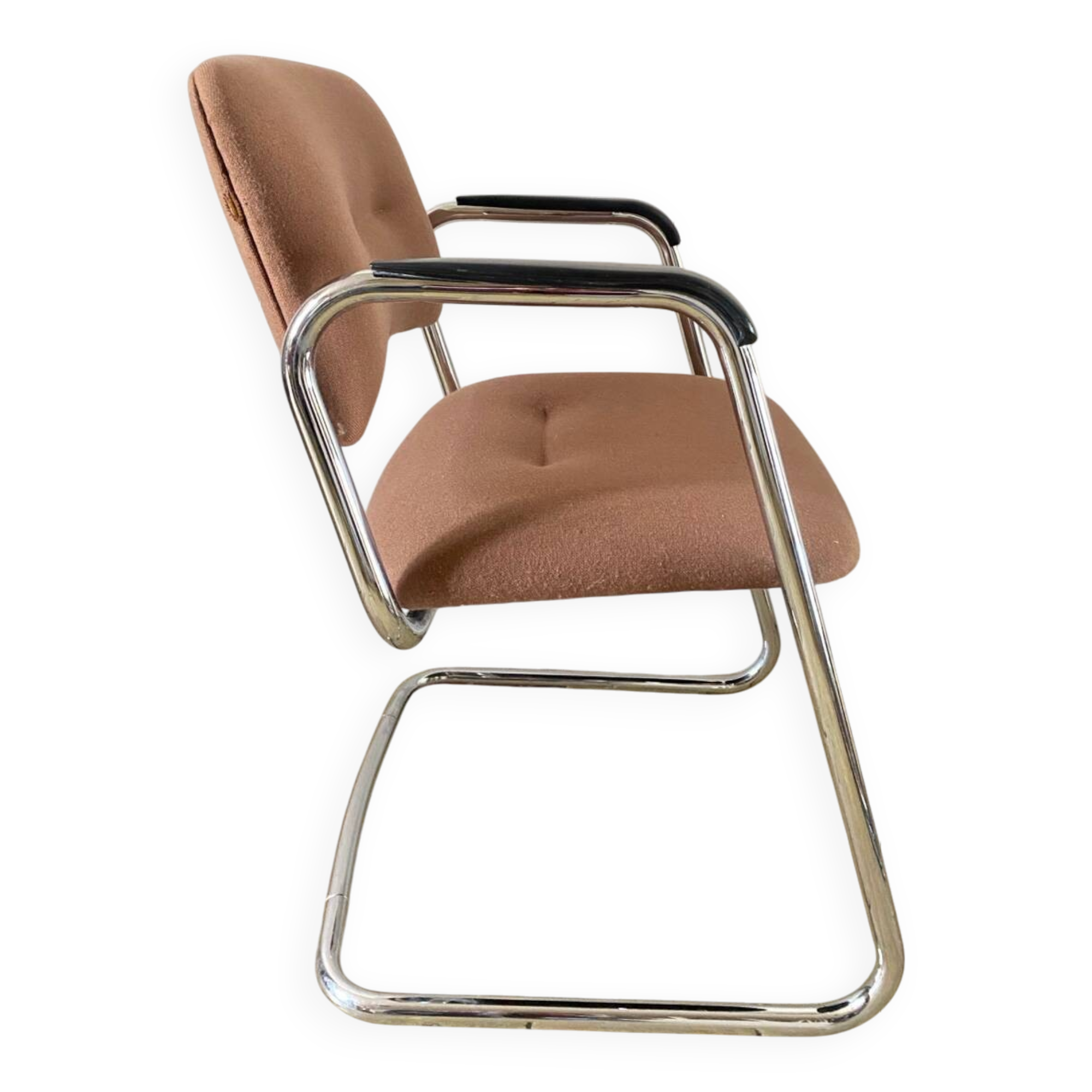 Fauteuil Strafor en laine rose