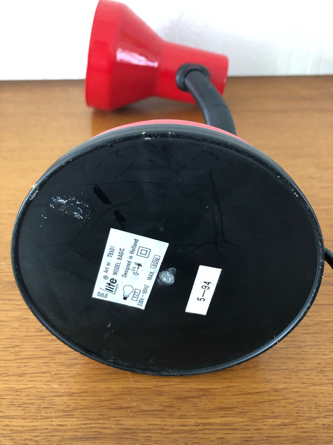 Vintage desk lamp in red metal