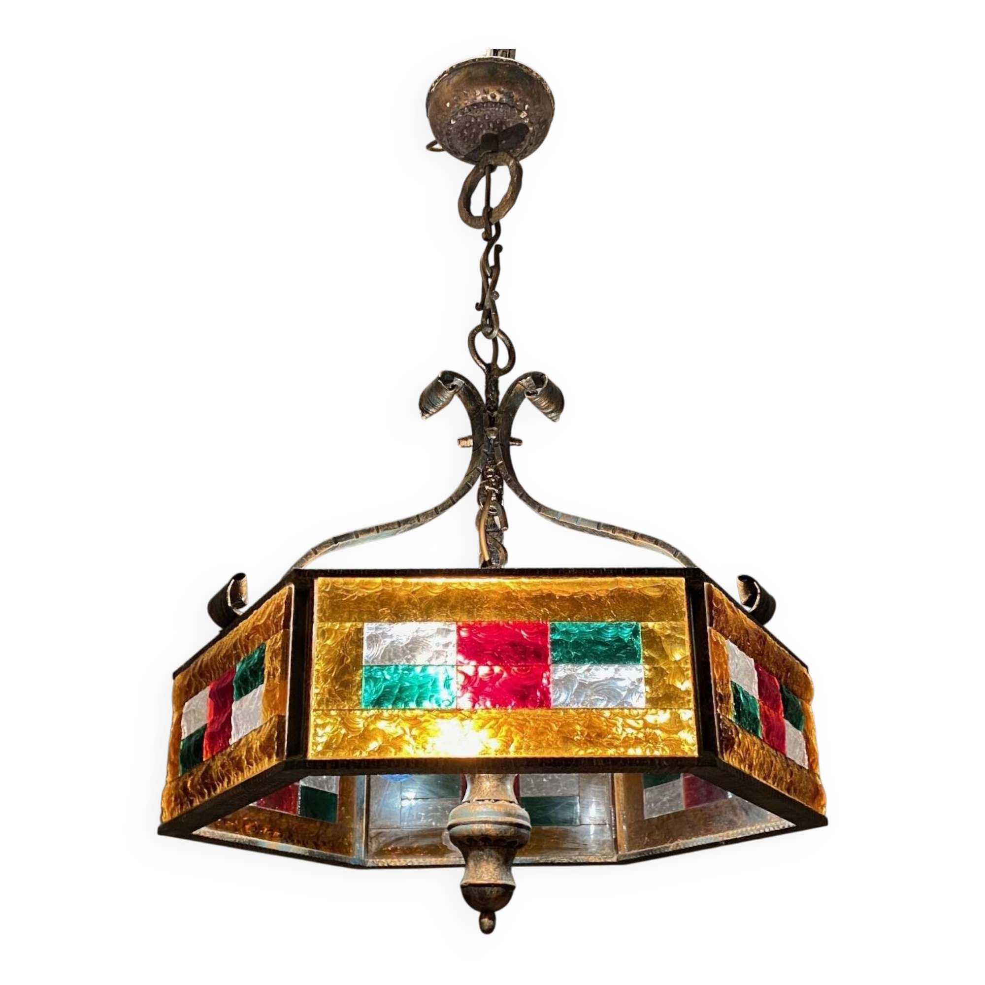 Brutalist chandelier from the 70s in Murano.