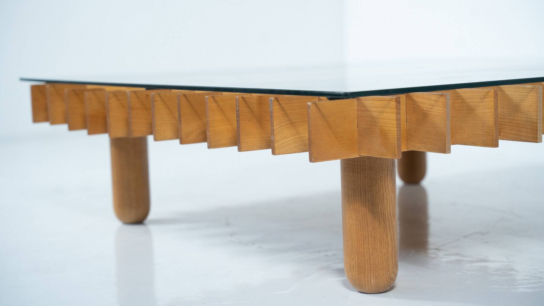 Mid-Century Modern Coffee Table in the style of Gianfranco Frattini, Italy