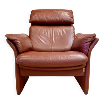 ADJUSTABLE LEATHER DESIGN ARMCHAIR "ERPO".