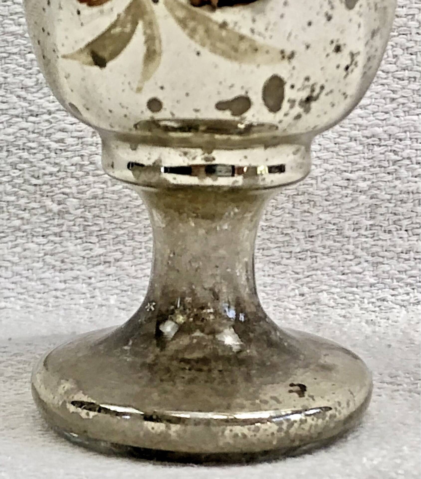 Painted blown glass egg cup with mercury gilding, 19th century.