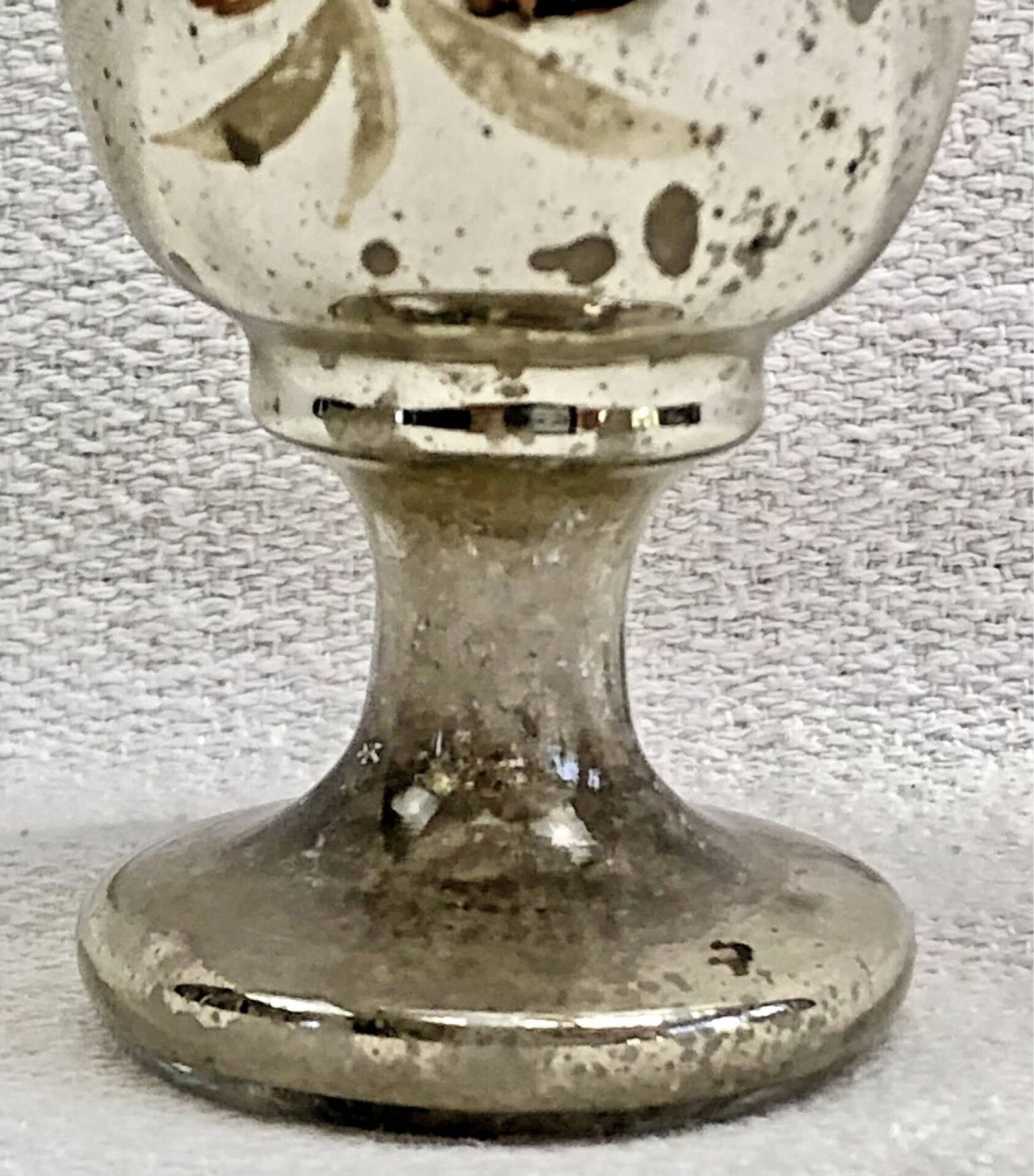 Painted blown glass egg cup with mercury gilding, 19th century.