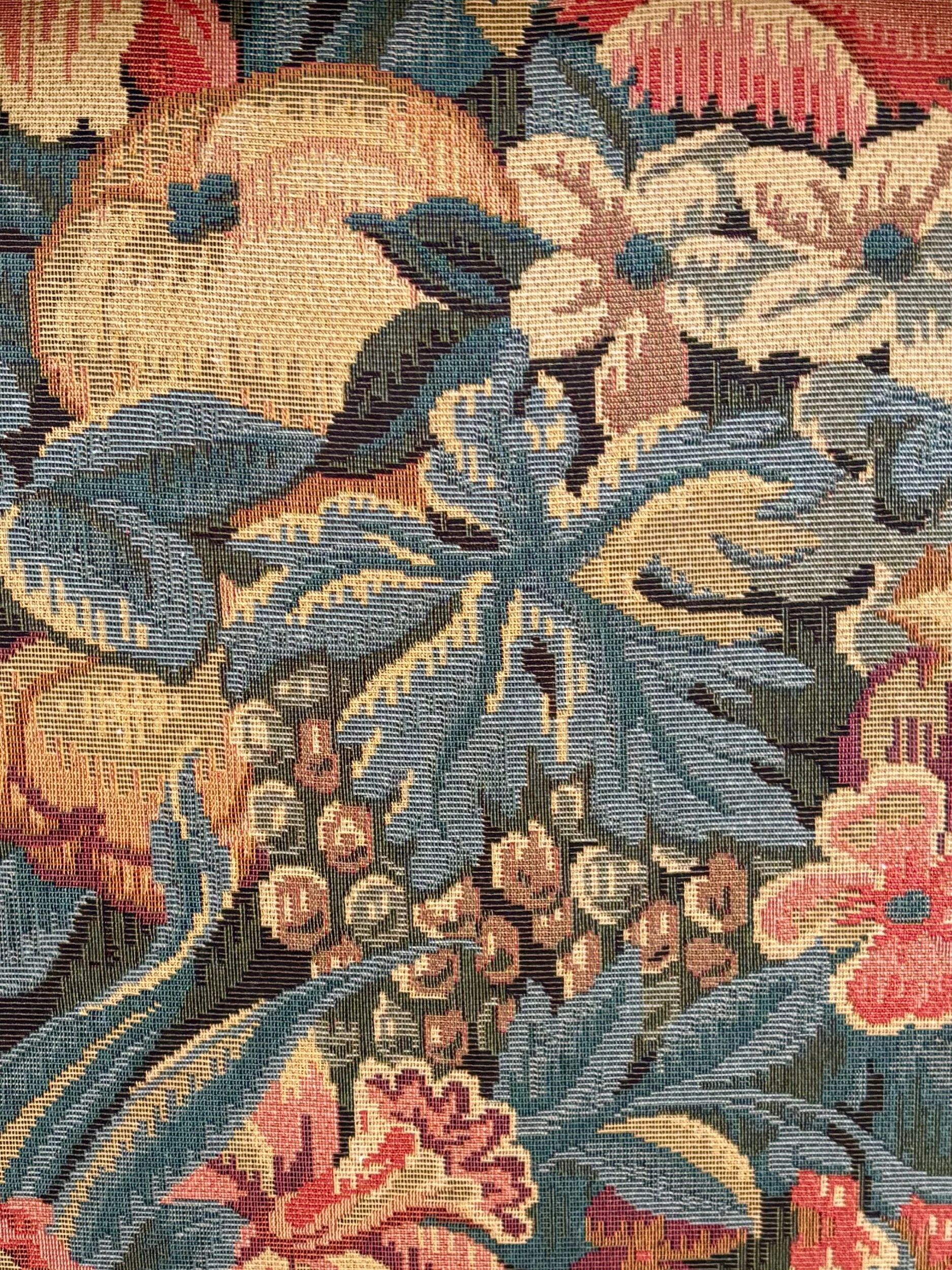 Louis XV style marquise in black and gold wood and jacquard, Napoléon III period.