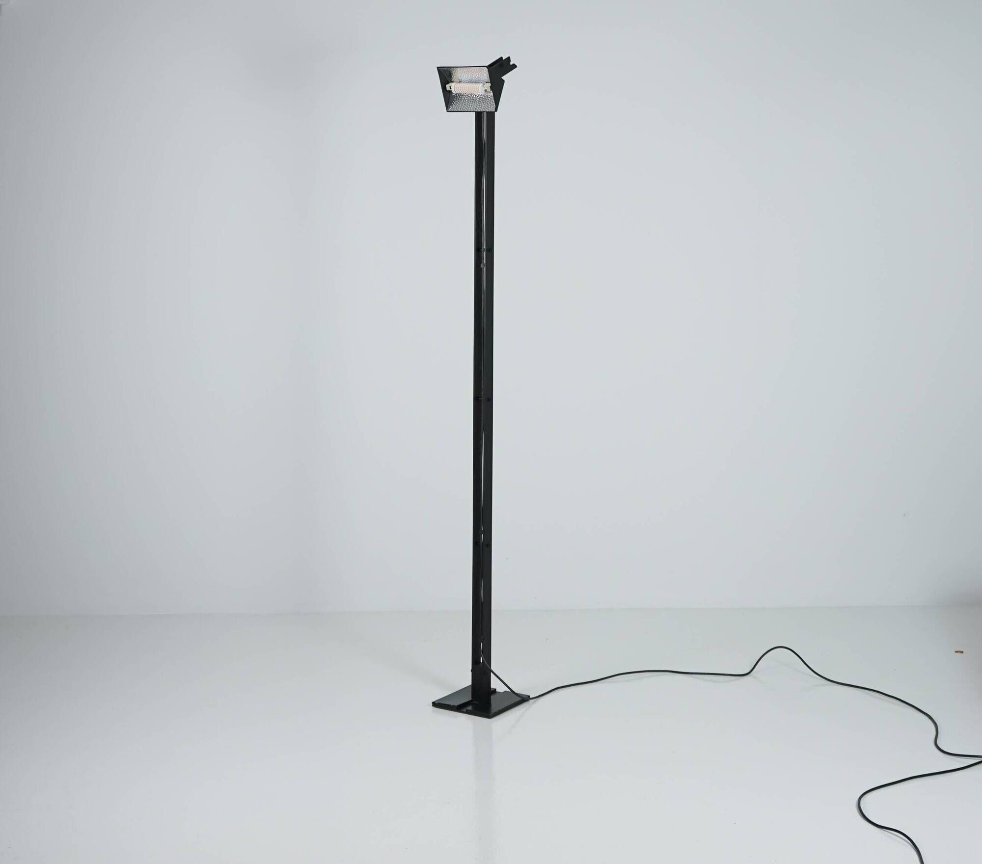 Postmodern Floor Lamp Kru Kiterra by Tiziano Inguanotto for Sem Luci 1980s
