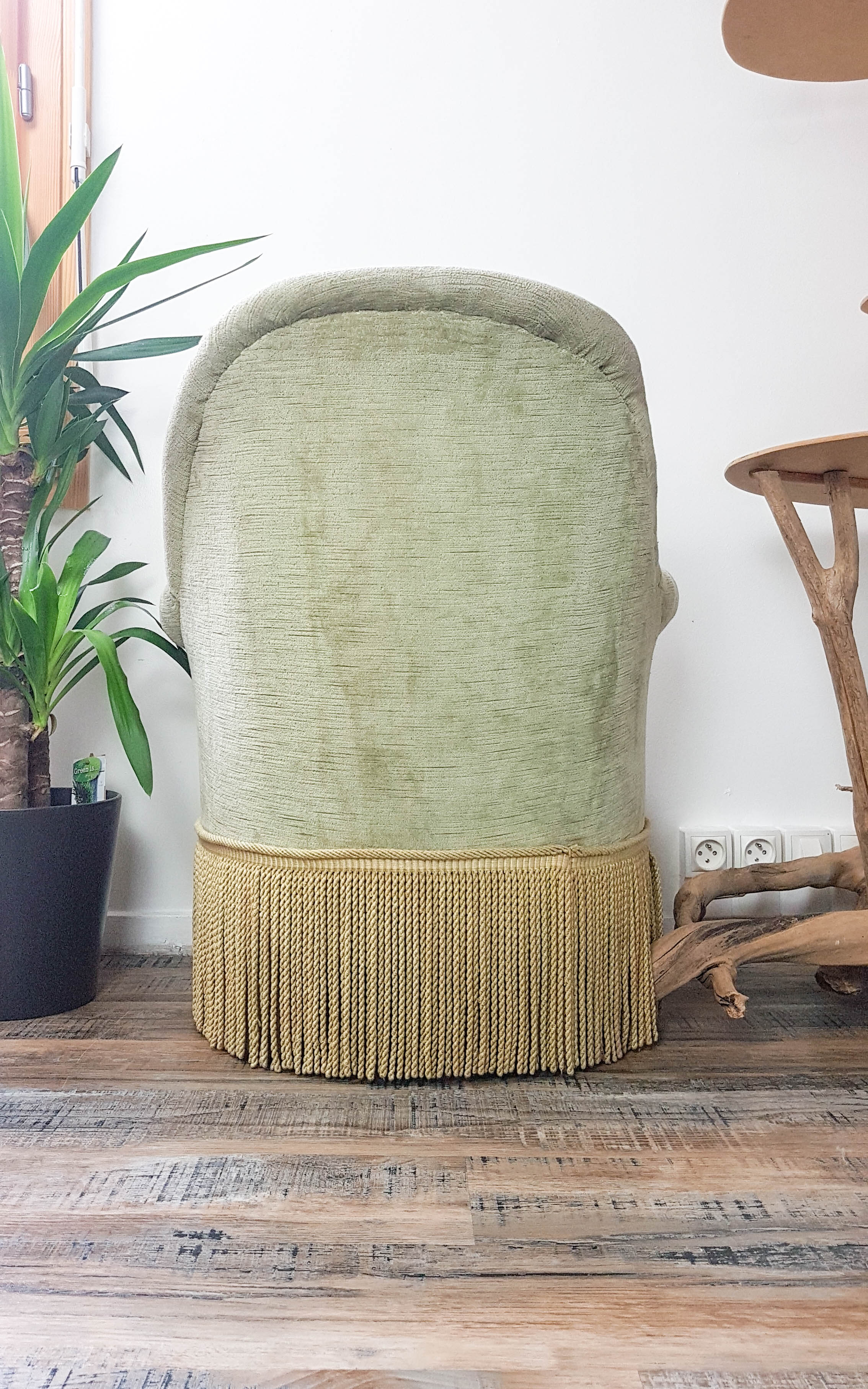 Vintage pistachio green velvet toad chair