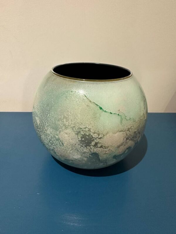 Vase boule en verre laqué Jean-Noel Bouillet