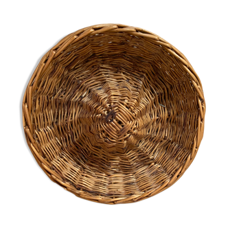 Baker's wicker basket