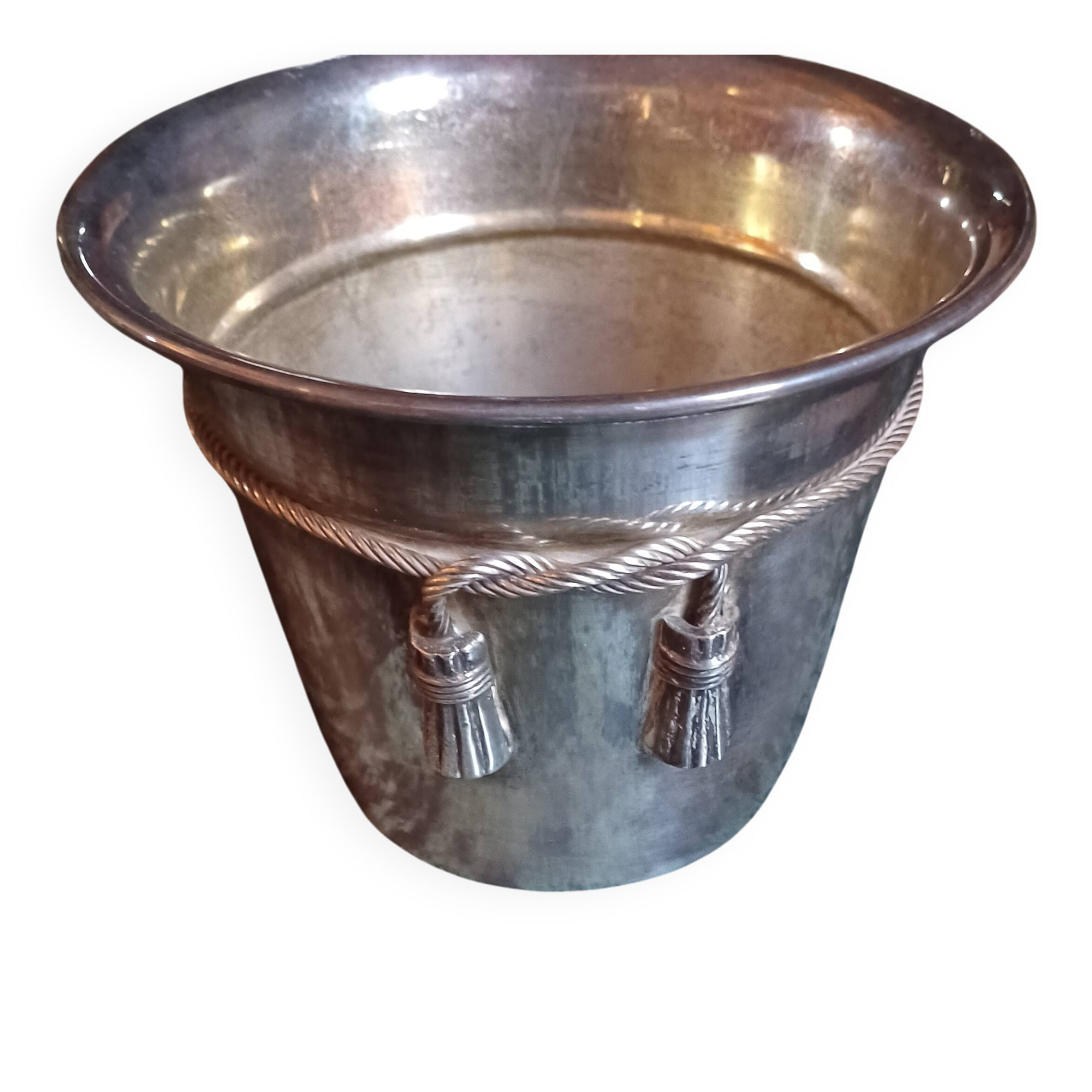 Ice bucket
