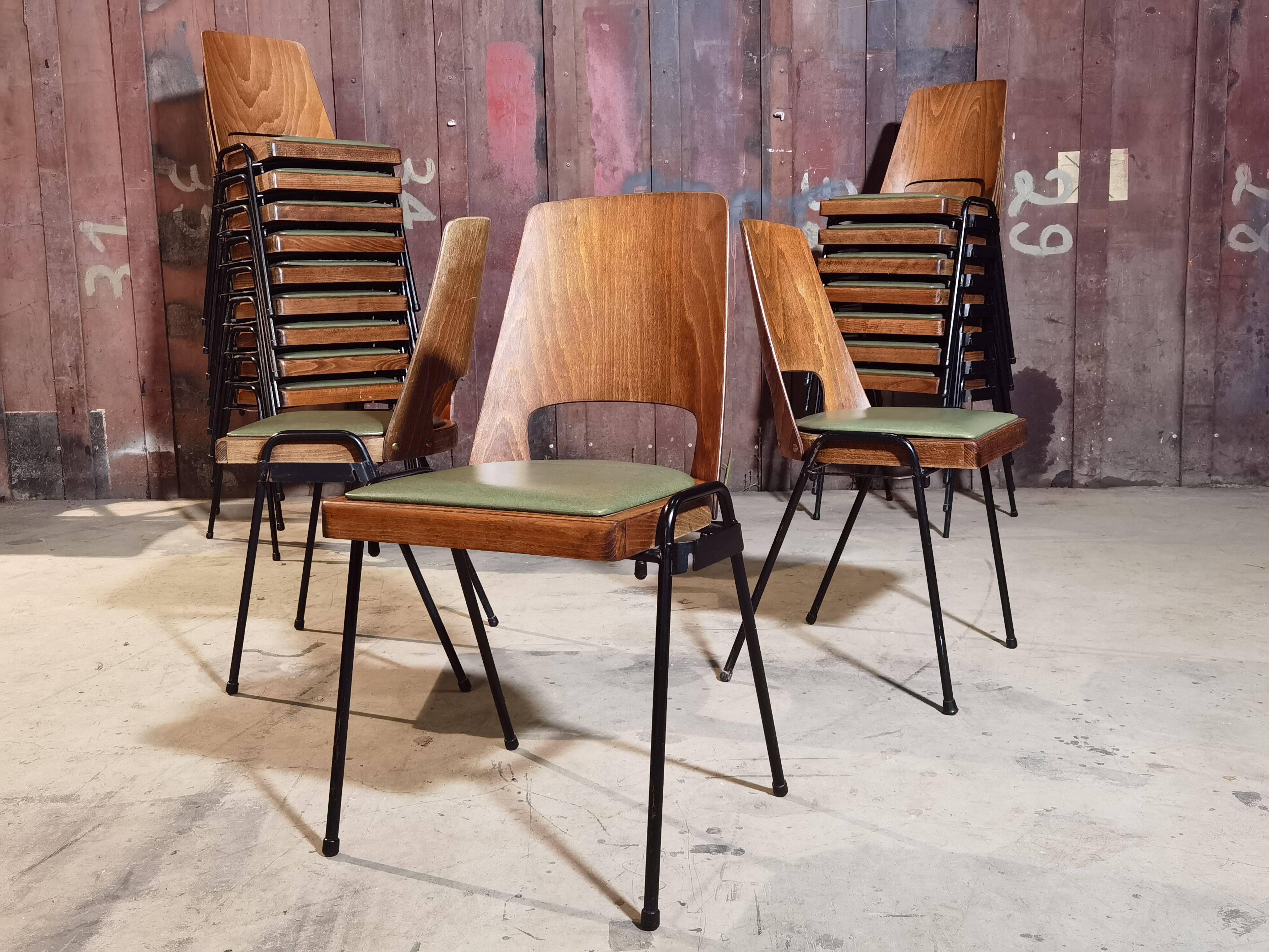 Lot of 19 chairs Baumann Manhattan skai green