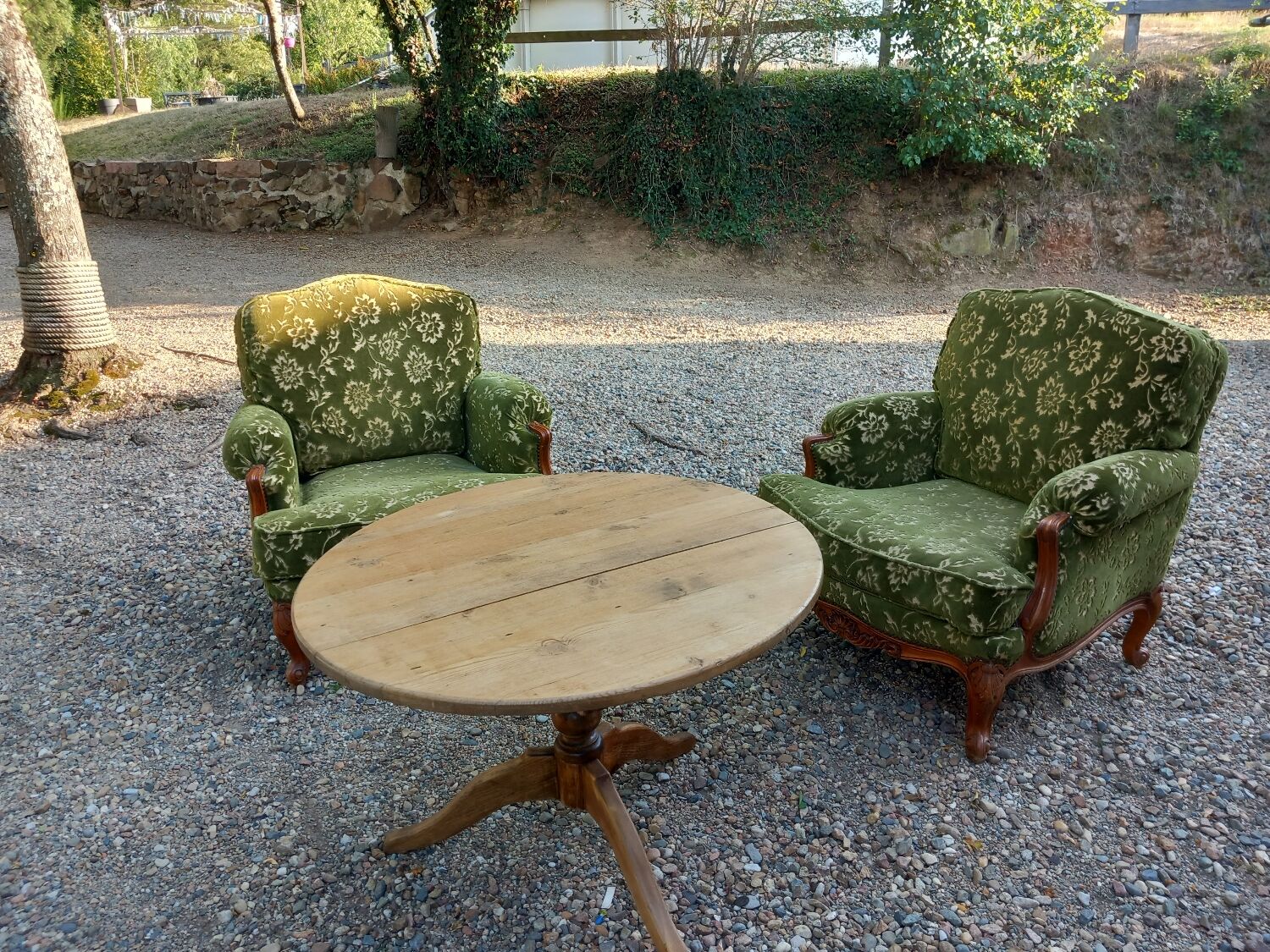 1 pair of old Louis XV shepherdess armchairs
