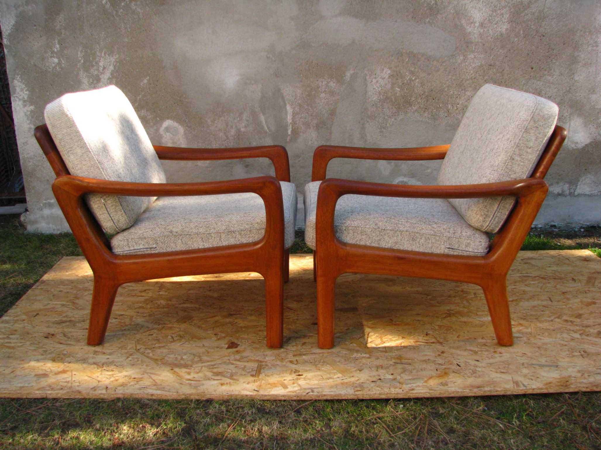 Set of 2 Danish teak lounge chairs by Juul Kristensen 1960