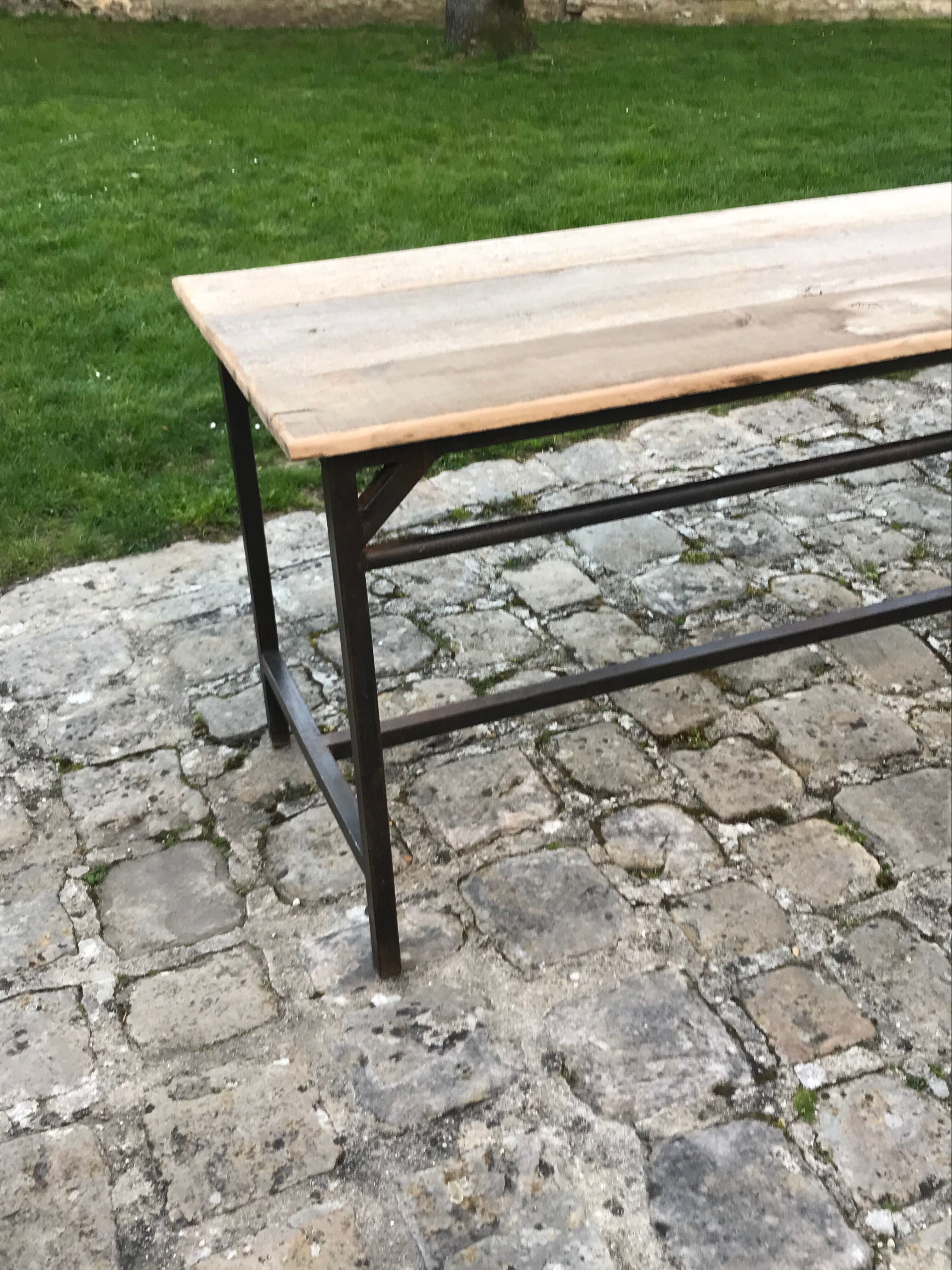 Industrial table in oak steel