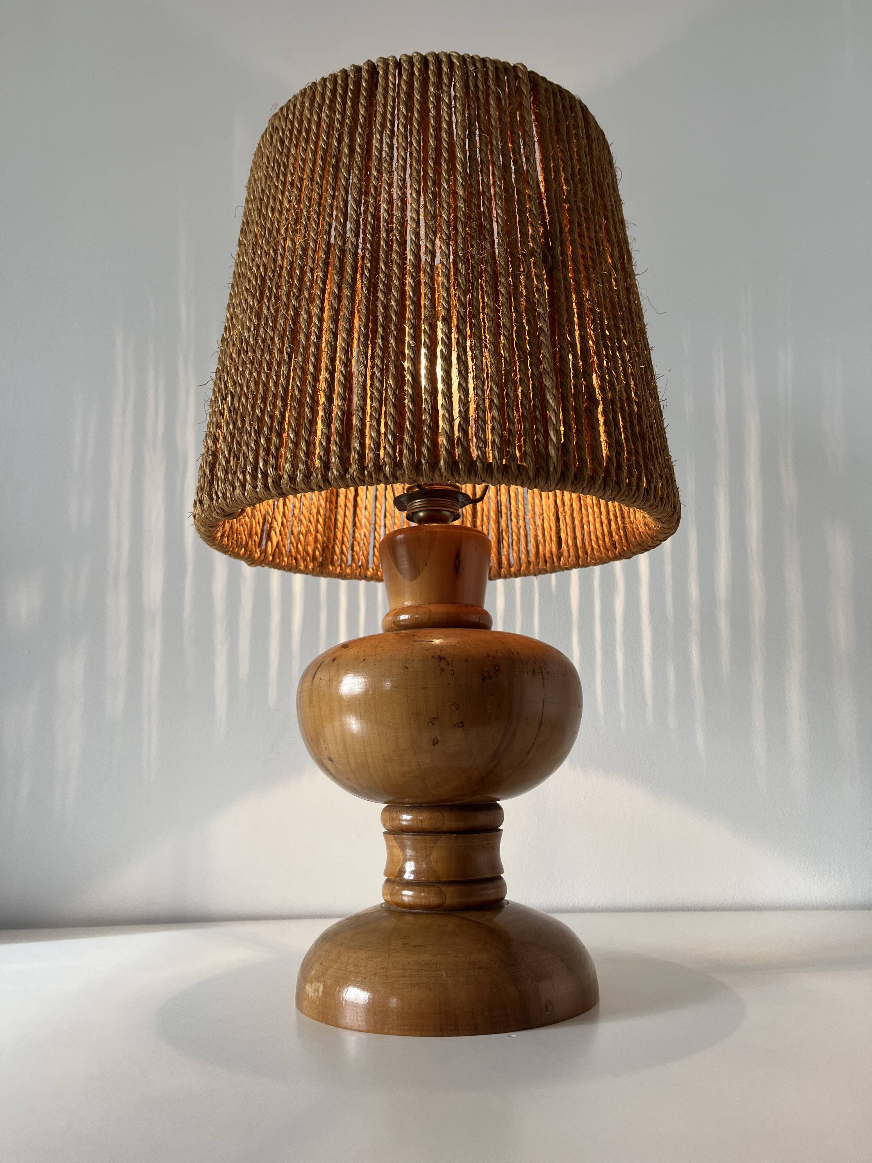 Vintage 1960 turned wood elm lamp