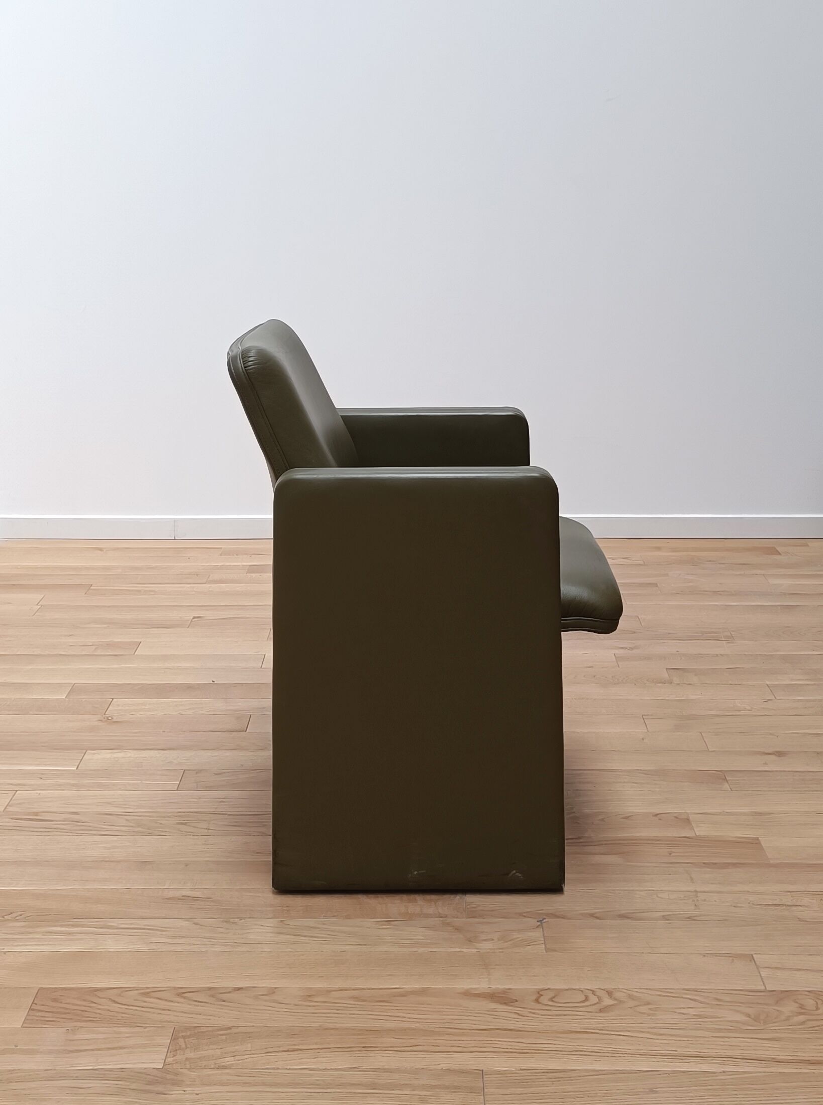 Fauteuil THF Poltrona Frau 1990