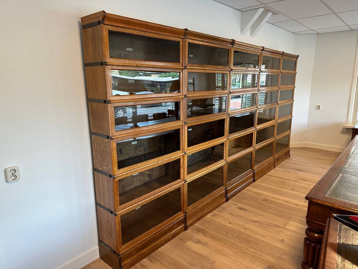 Globe Wernicke Large Wall Bookcase